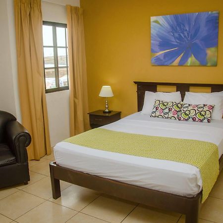 Hotel Residencial Cervantes ダビッド エクステリア 写真