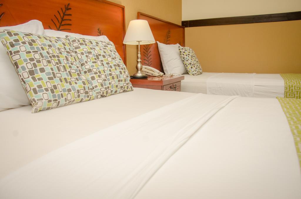 Hotel Residencial Cervantes ダビッド エクステリア 写真