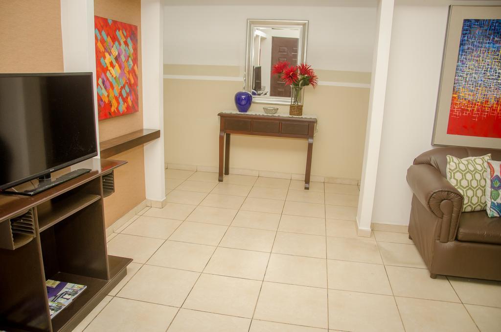 Hotel Residencial Cervantes ダビッド エクステリア 写真
