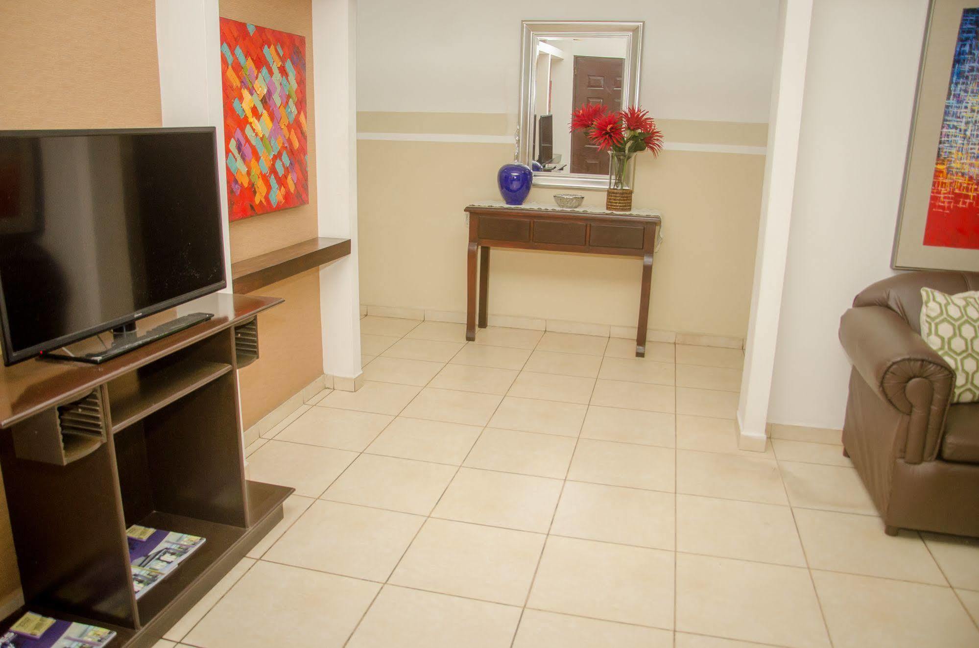 Hotel Residencial Cervantes ダビッド エクステリア 写真